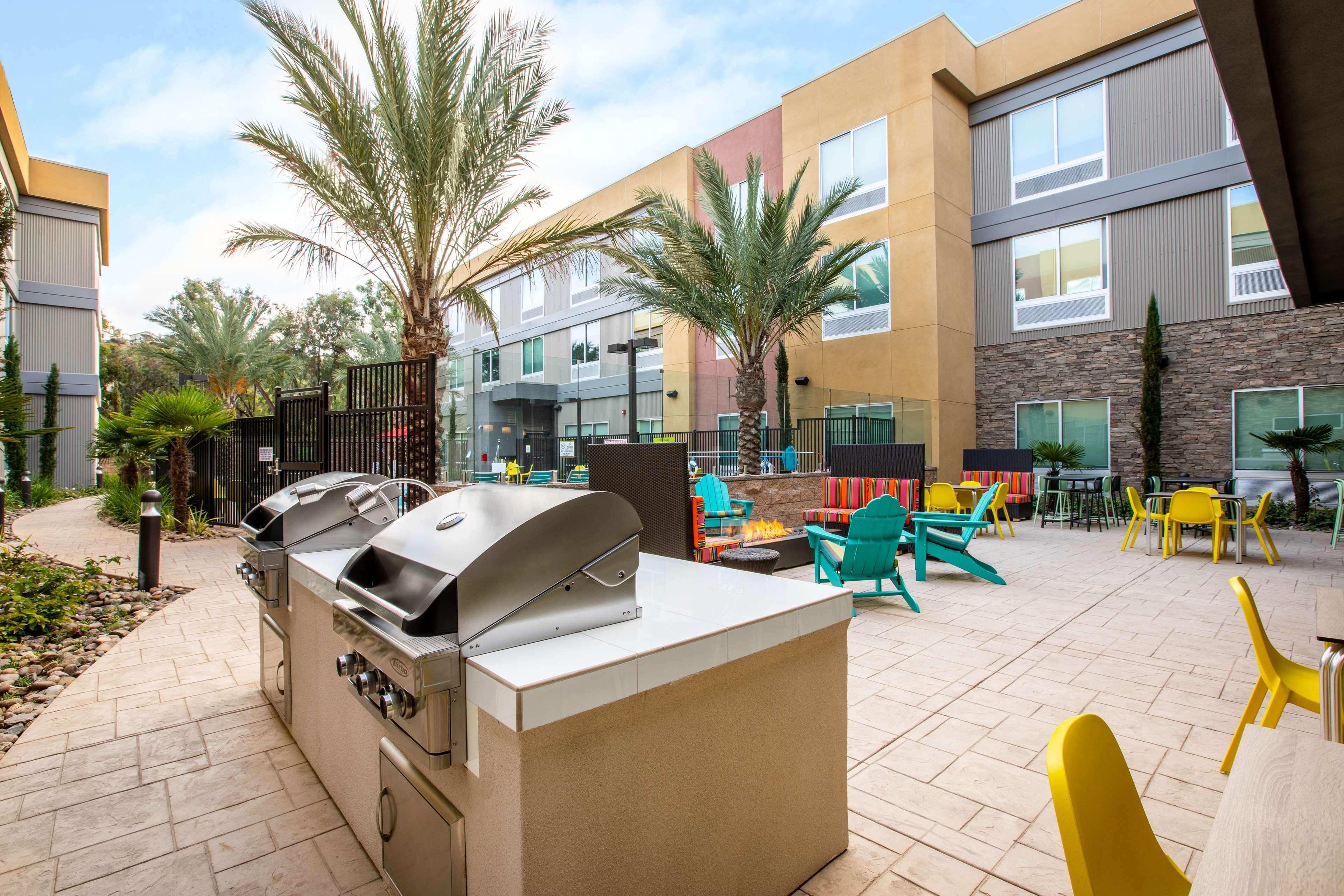 Home2 Suites By Hilton Carlsbad, Ca Exterior foto